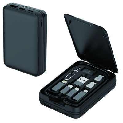 ערכת פאוור בנק 'סמארט' 6,000mAh עם סט מתאמים אוניברסלי